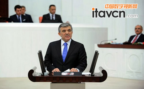 土耳其議會選中Microtech Gefell KEM 975麥克風