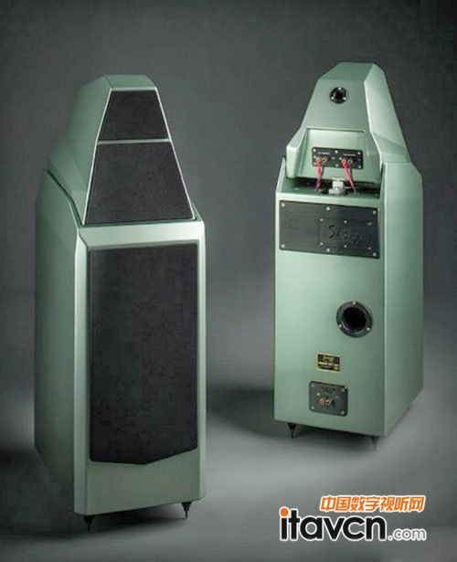 Sasha W/P Series 2裝載了專門(mén)新開(kāi)發(fā)的7寸紙漿纖維復(fù)合音盤(pán)中音單元