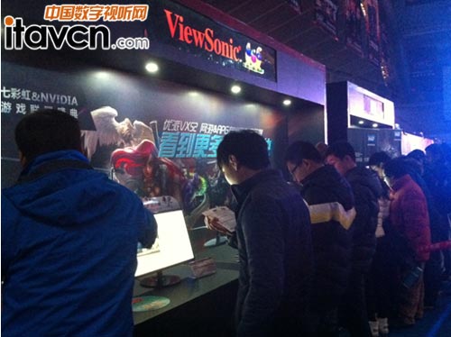 人氣爆棚的優派VX52系列游戲顯示器展示區