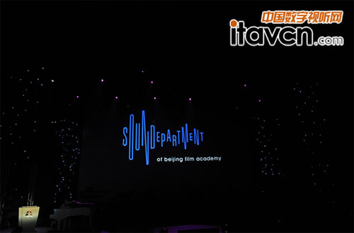 以星光為靈感設計的舞臺 非常夢幻