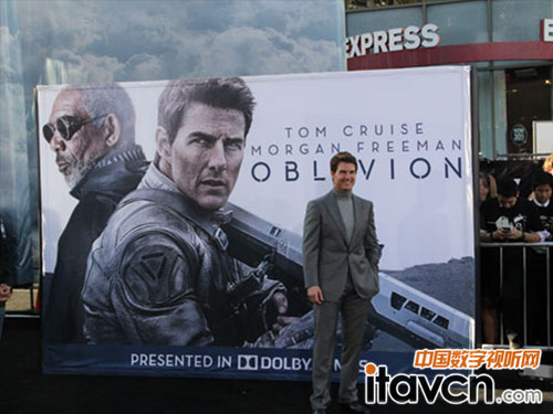《Oblivion》首映禮前夕,艾比森A5 LED顯示屏調試完畢