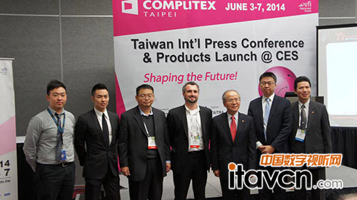 DPC總裁黃銘孝(左3)、市場營銷經理Mike Gazzano (左4)與其他講者合影