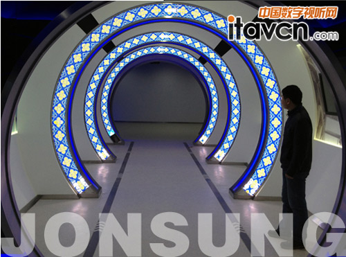 中祥創新安徽經濟技術開發區led弧形屏案例