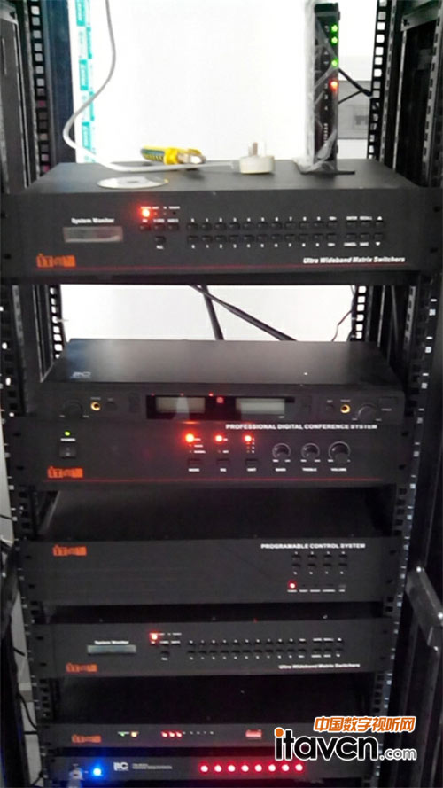 ITAV智控機柜系統