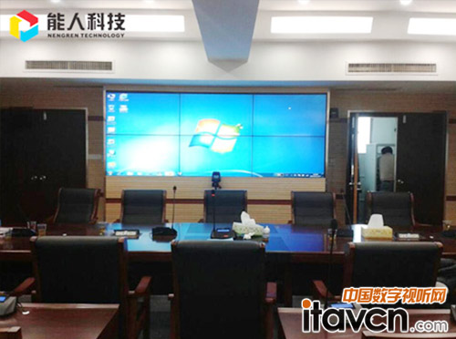 能人進駐咸寧市某政府機關指揮中心建設