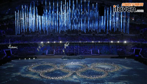 索契冬奧會(huì)閉幕五環(huán)圓滿 洲明顯示屏閃耀閉幕舞臺(tái)