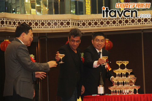 �e������������ɾ�