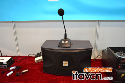 華璨電子“一師一麥”助力2014北教展