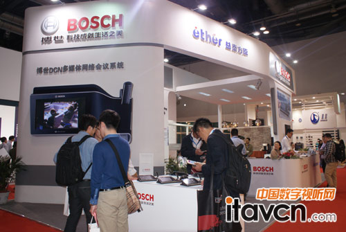 Infocomm14:博世展出DCN網(wǎng)絡(luò)會議系統(tǒng)