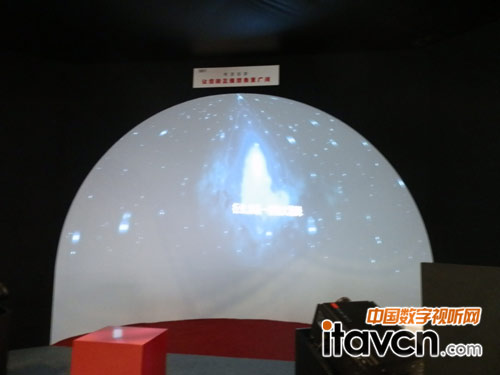 ���V���ĻͶӰ�@ʾϵ�y(t��ng)