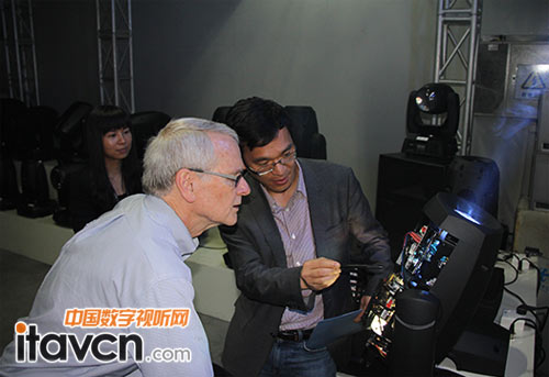 國際舞美協會會長到訪浩洋