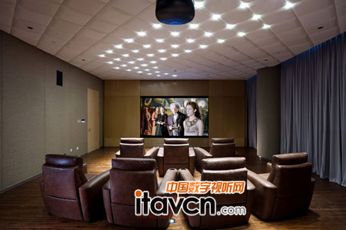 想看張朝陽的家庭影院配置嗎? 跟我來