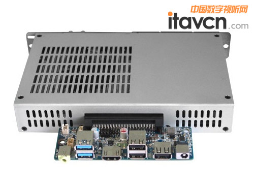 提供DC-IN 供電 悅升OPS可插拔整機解決方案