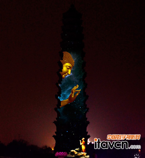 精準(zhǔn)對位讓畫面與鐵塔外形融合自然