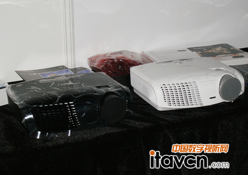 奧圖碼展出目前的旗艦家庭影院投影機(jī)HD90