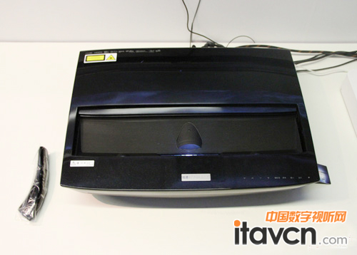 激光短焦投影機