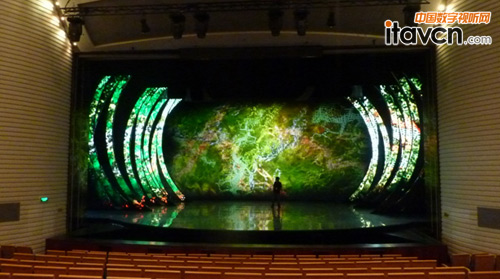 海棠灣的《海棠•秀》大放異彩