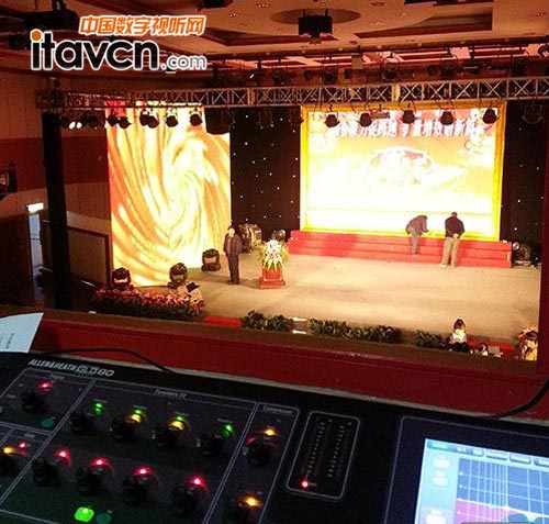 A&H GLD數字調音臺入駐中石化多功能廳