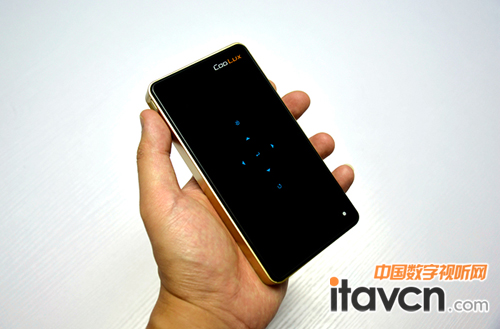 Q6旗艦版擁有超低功耗的LED光源