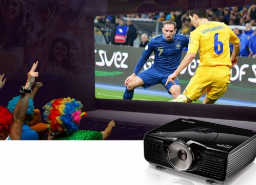 明基家用投影機讓你大看世界杯約在現場