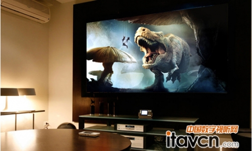 酷樂視X3S微型投影機觀看視頻