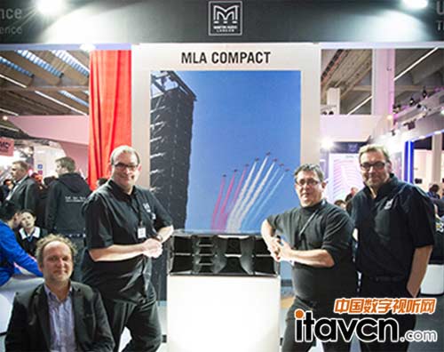 (左起): Steven Kemland, Martin Audio的 Andy Davies, Marc De Baets和Martin Audio的Andreas Weingartner。