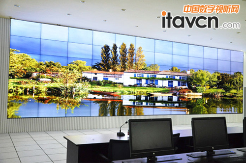 FXD 6&times;12����Ļ�@ʾϵ�y(t��ng)