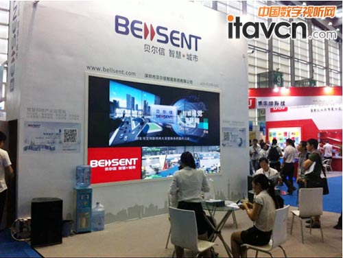 清投TNet液晶拼接綻放深圳智能交通展