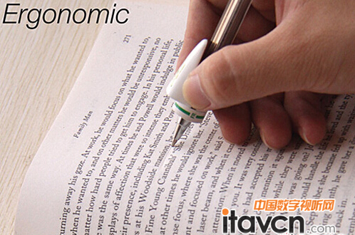 超迷你投影翻譯機