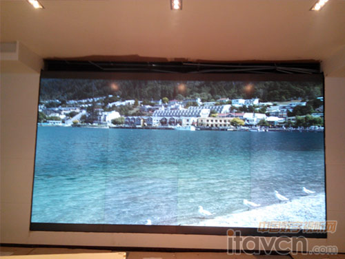 LED光源DLP顯示系統應用于某民政局視頻會議培訓中心