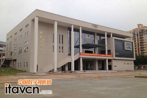 東莞市南城陽(yáng)光實(shí)驗(yàn)中學(xué)體育館