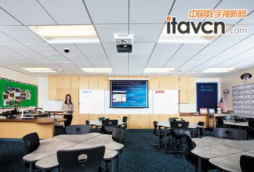 Extron 向美國地區的學校贈予了超過 750 萬美元的教室視音頻系統