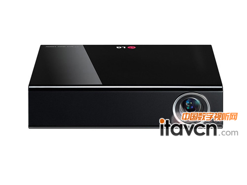 LG最新發(fā)布1000流明LED新品投影PA1000