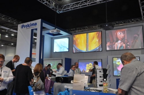 ASK��Proximaȫϵ�ЮaƷ����InfoComm