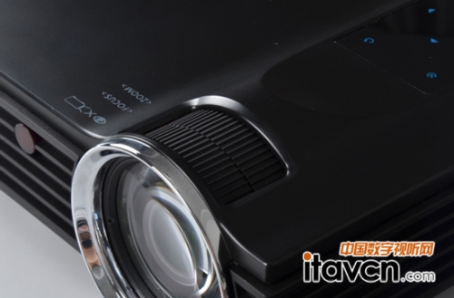 酷樂視智能投影電視