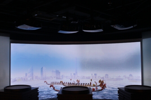 4臺Vivitek麗訊D5000工程投影機(jī)展現(xiàn)了廣州的風(fēng)土人情