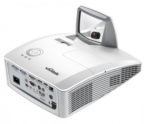 Vivitek(麗訊)D751ST教育投影機可在60cm距離投射出80英寸大畫面