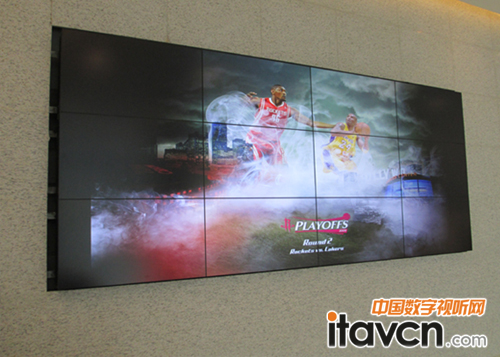 3X4 46��LCDƴ��