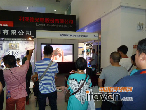 ɽ�����S�y���¼���ͶӰϵ�y������aƷ������h�V����