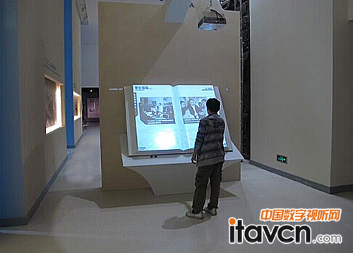 Vivitek����Ӎ����2�_D4520���̙C���Ͼ���Ӌ�WԺ�M�ɵķ���ϵ�y