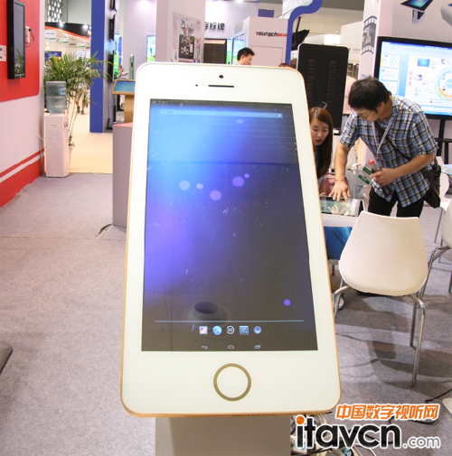 觸控改變生活 中銀科技亮相第六屆上海國際數字標牌展