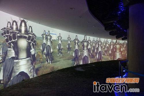 贏康完成江格爾宮360°環(huán)幕投影