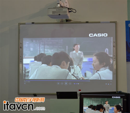 �¹�Դ+�̽� �����W�����̽�ͶӰ�C