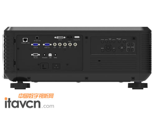 豐富的接口使Vivitek(麗訊)DX6831具有出色的兼容性