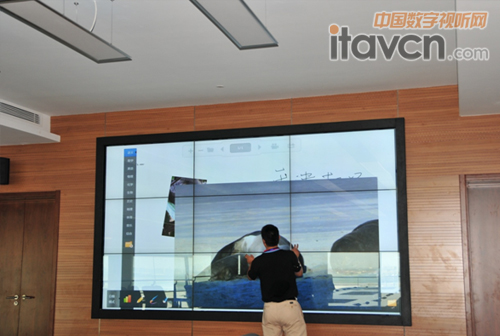 NEC X551UN系列顯示器