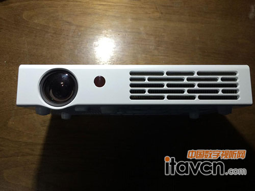 酷樂視X5C投影機