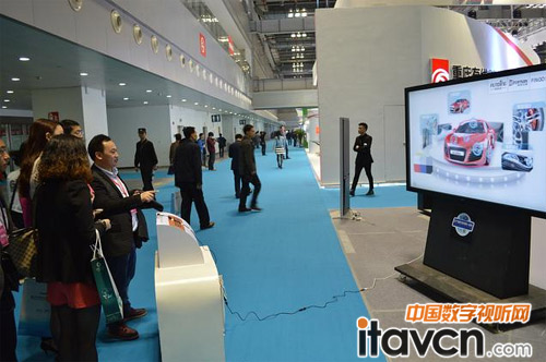 數字標牌最新觸控技術——指感交互