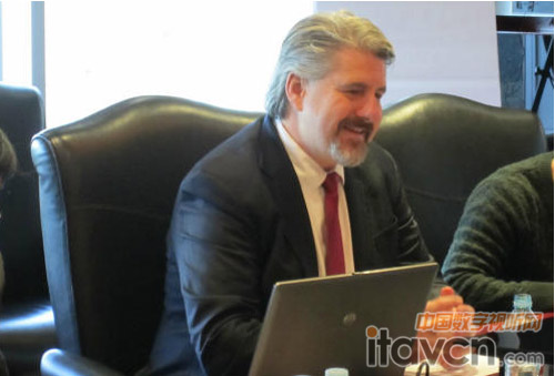 AMD嵌入式全球銷售副總裁Steve Longoria