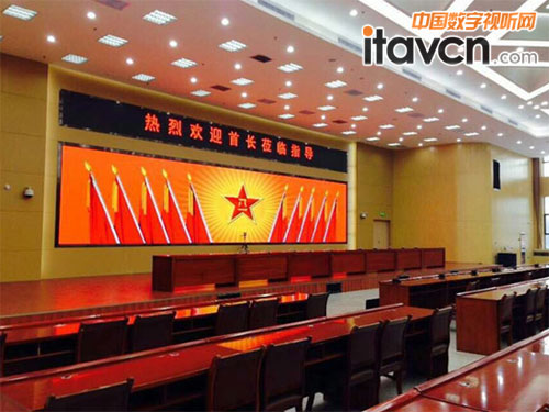 新疆軍區某部作戰指揮中心