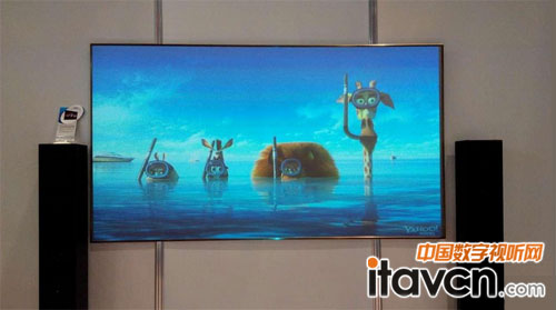 明亮環境下的顯示效果